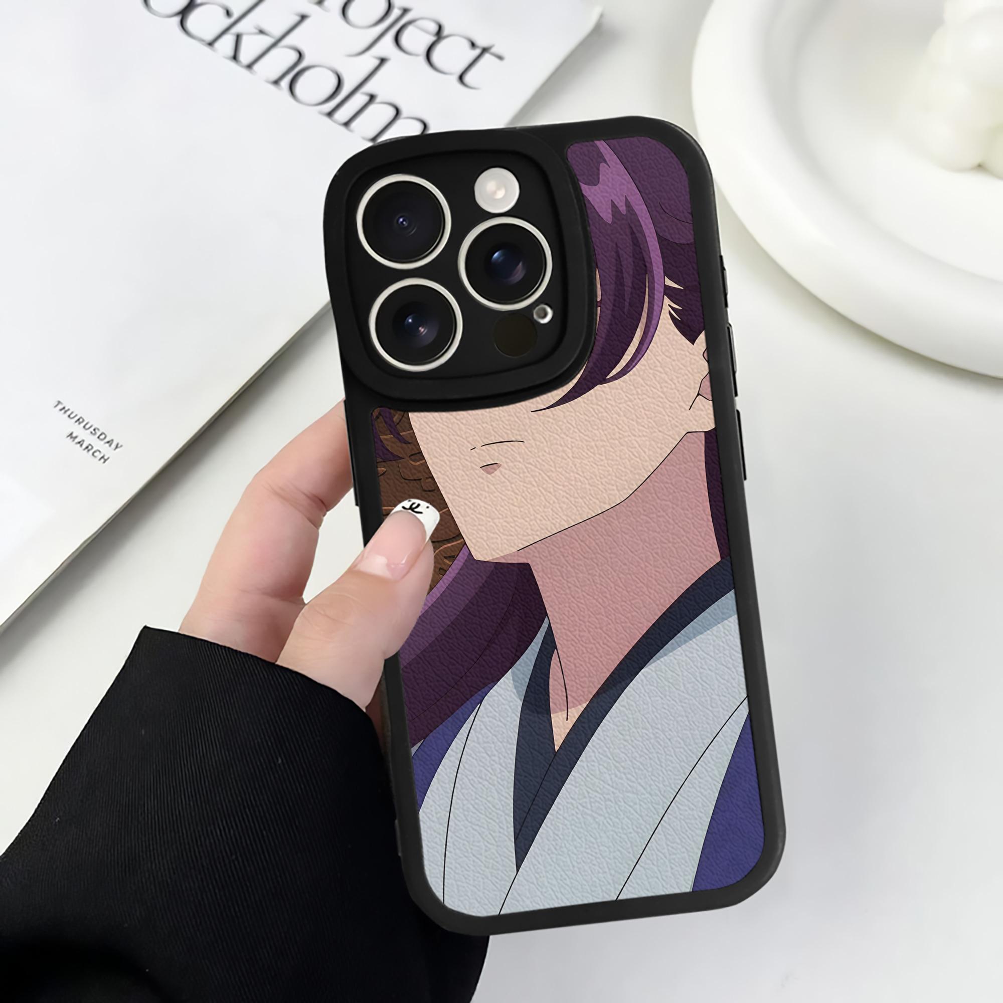 薬屋のひとりごと The Apothecary Diaries 【iPhone 16シリーズ対応】シリコンスマホケース（レザー調） 材質：シリコン